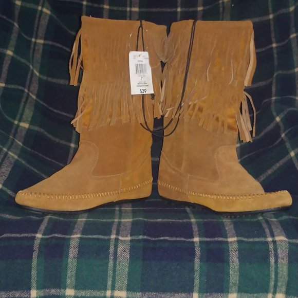 Brown Fringed Festival Boots - NWT - Size 7 - Picture 2 of 7